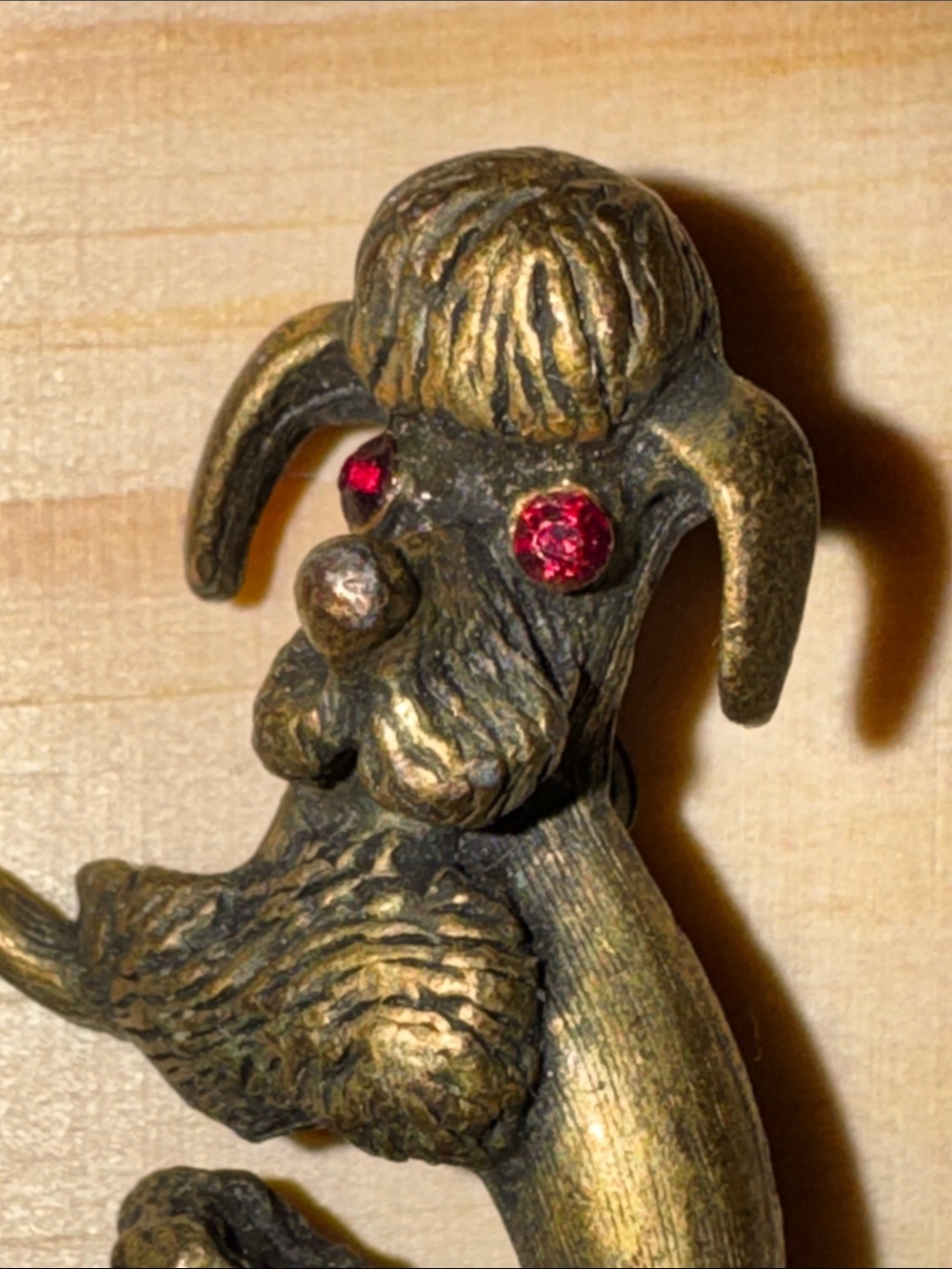 Vintage Brass Dog Figurine Brooch - Gold Tone with Red Eyes - Picture 2 of 3